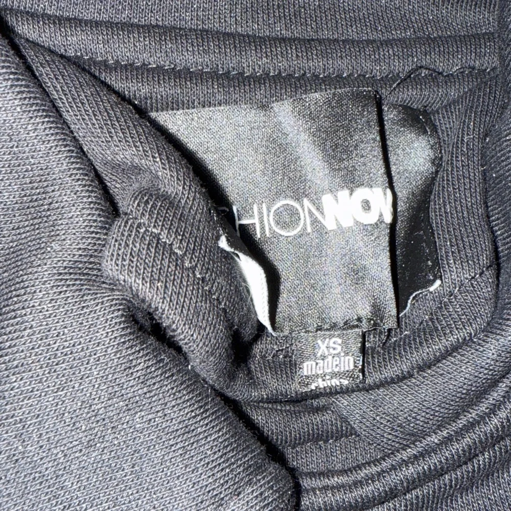 Fashion Nova Black xs & Gray s Cropped Jacket - Picture 4 of 4